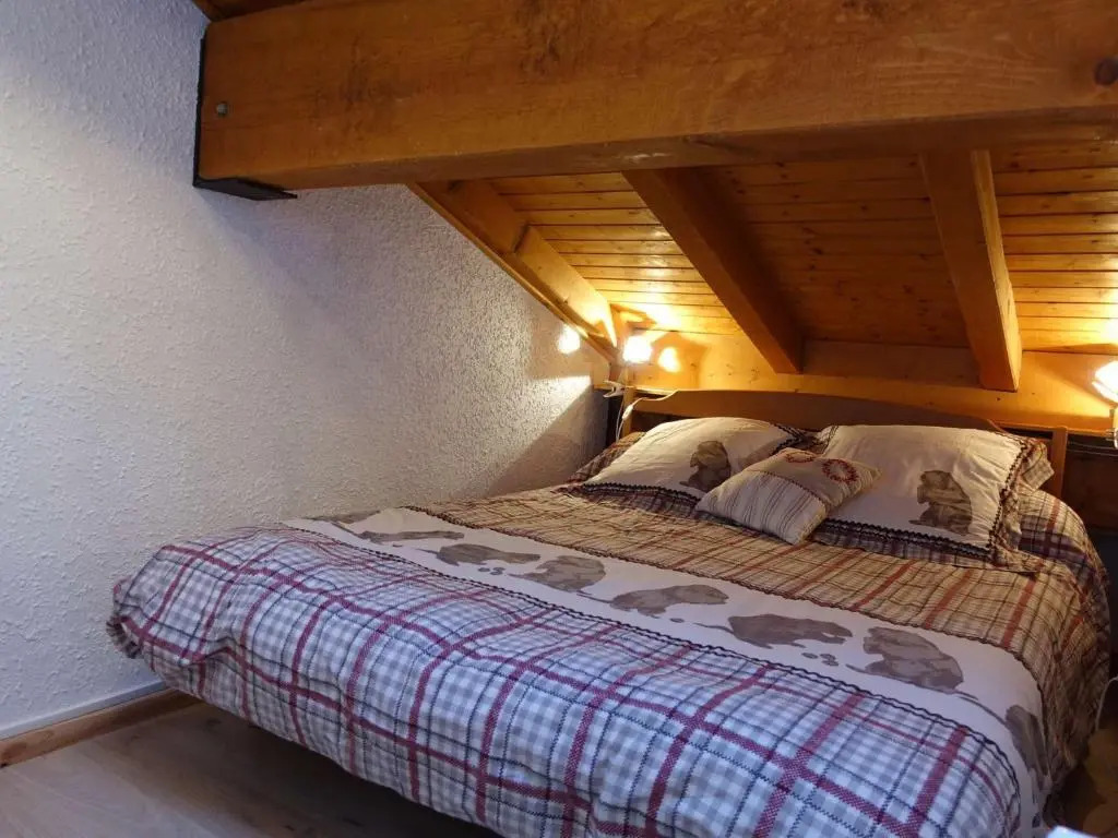 Duplex 2 Chambres, Piscine, Proche Remontées mécaniques, 6 pers - FR-1-342-194