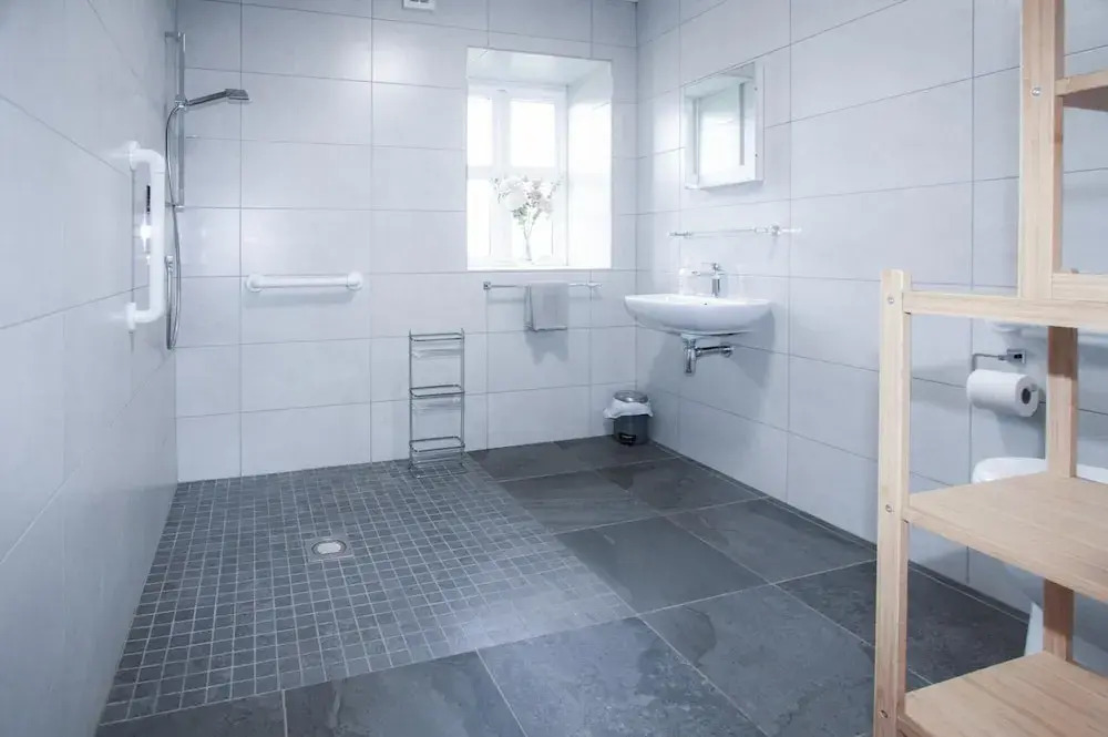The Chaffhouse - 4 Bedroom - Llangenith