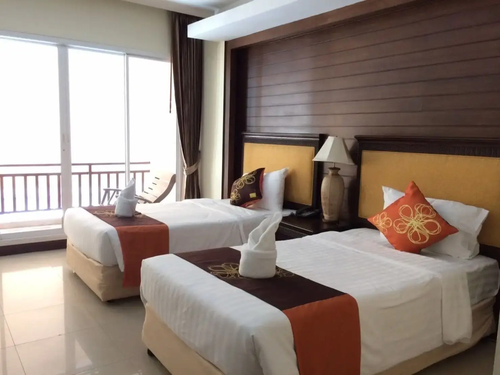 Seaside Jomtien Beach Pattaya