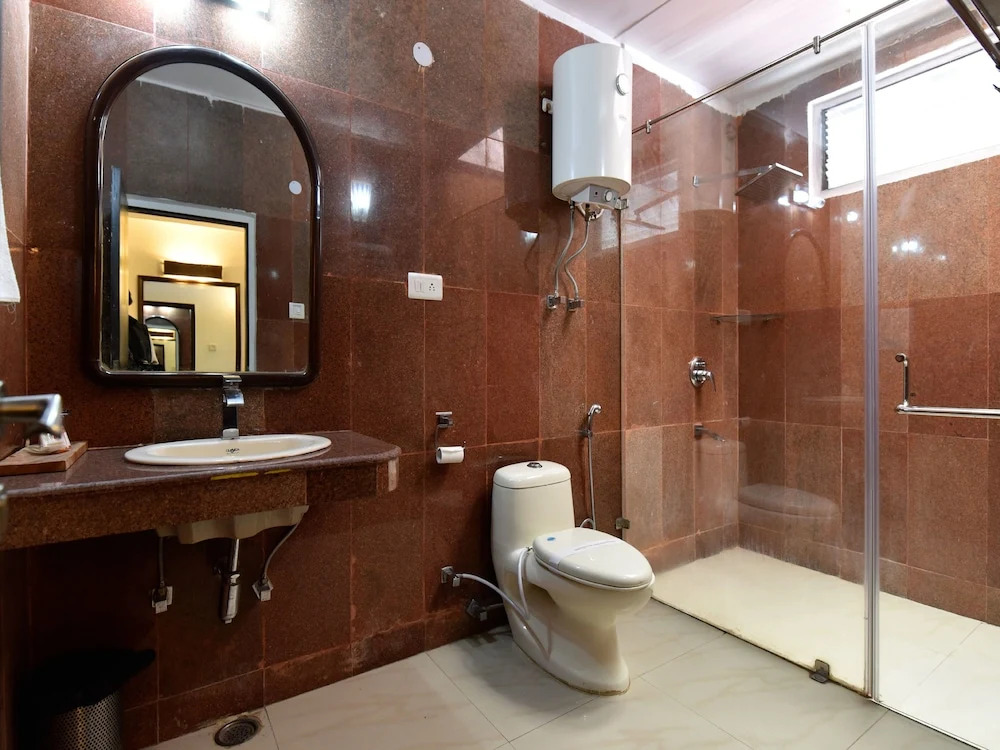 OYO 14377 Park Inn