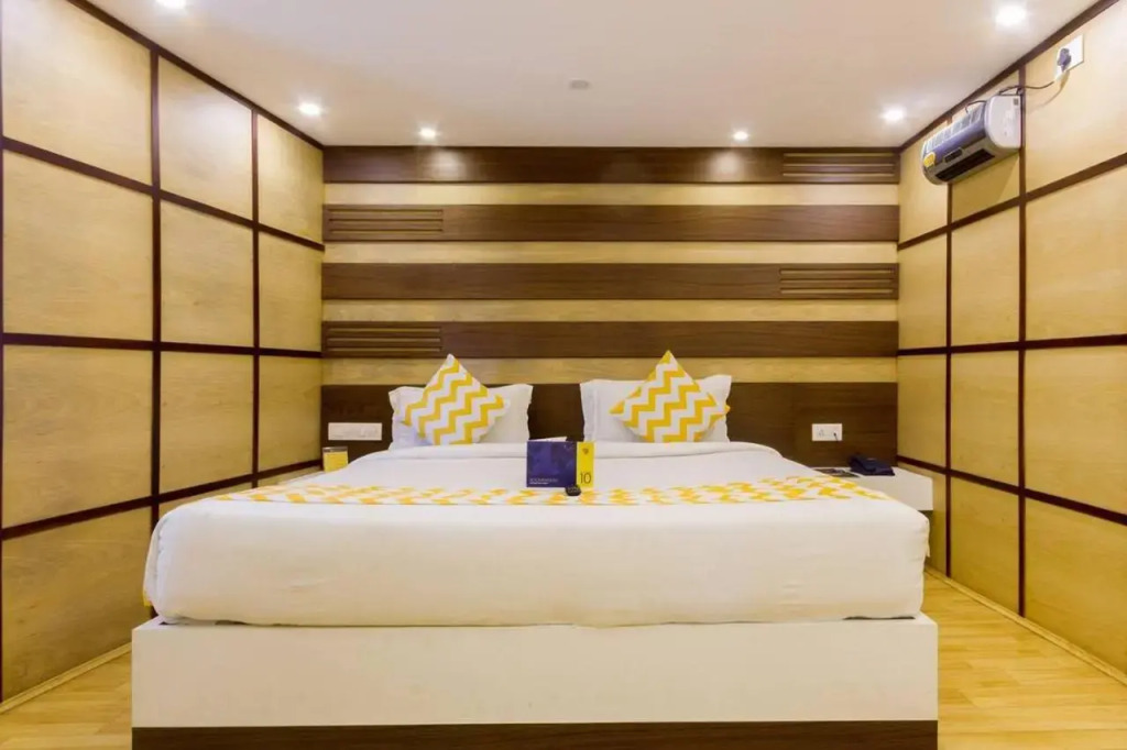 FabHotel Sholas Residency I - Nr Government Rose Garden