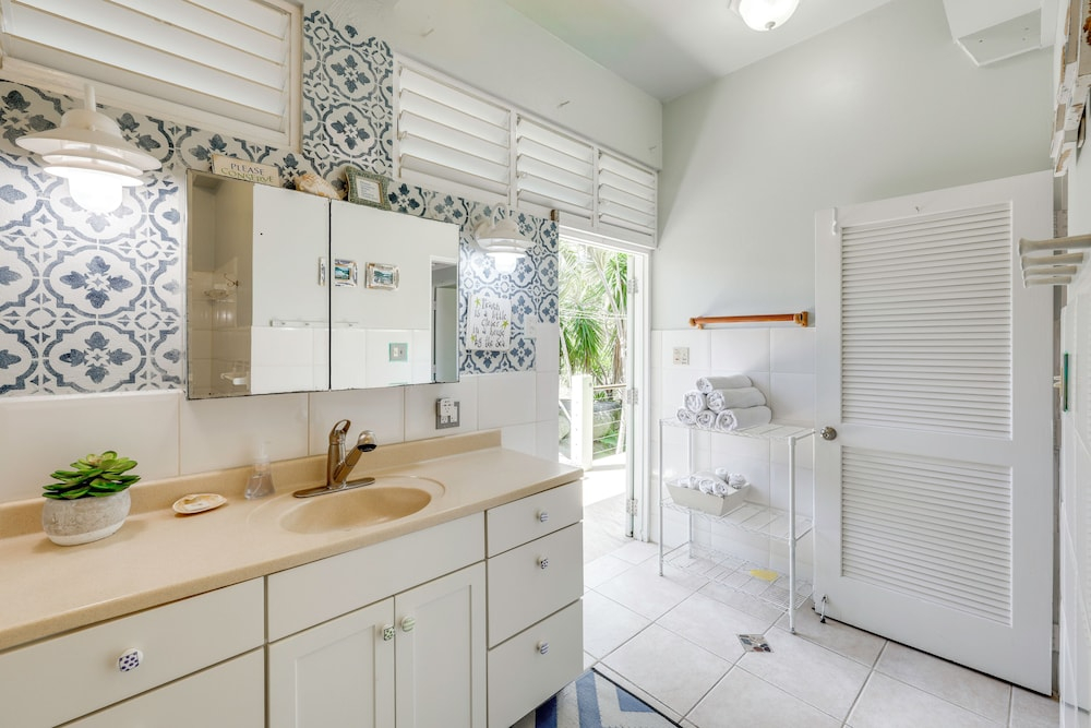 Tortola Adventure Villa: Private Ocean-View Pool