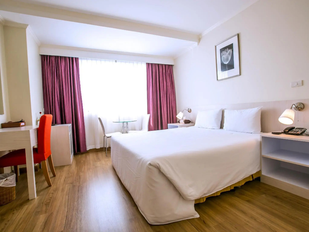 Elizabeth Hotel