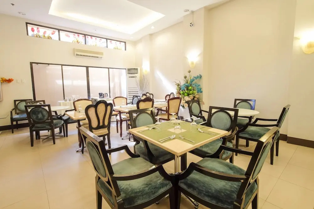 ZEN Rooms Del Pilar Malate