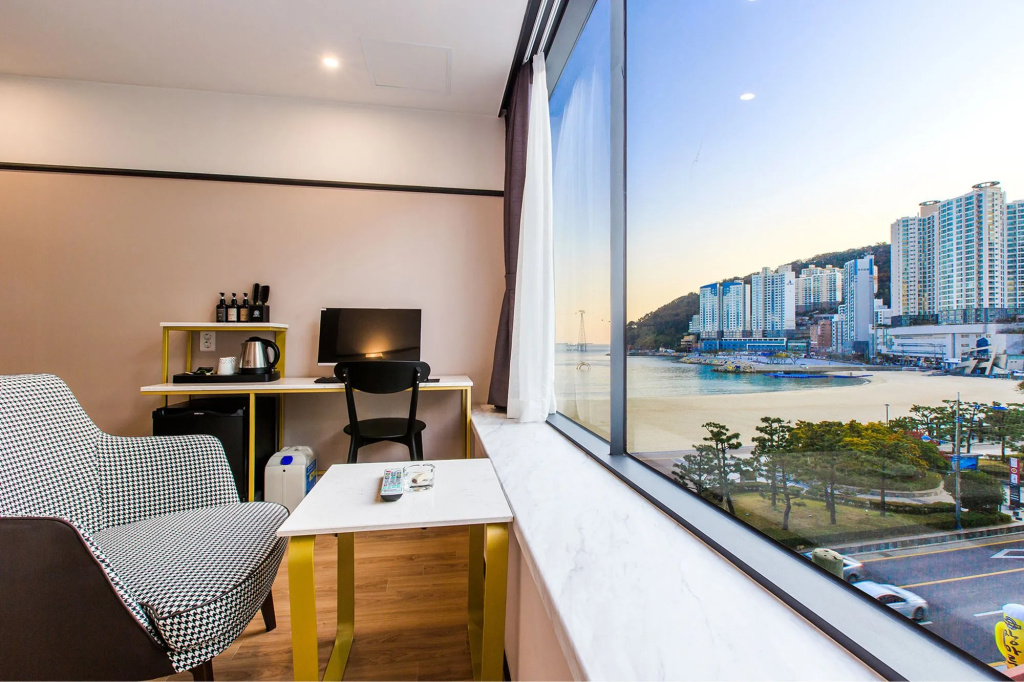 Brown-Dot Hotel Songdo