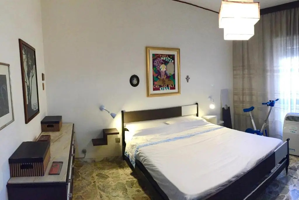 Living House