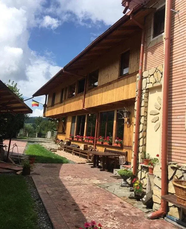 Casa Alex Sadova