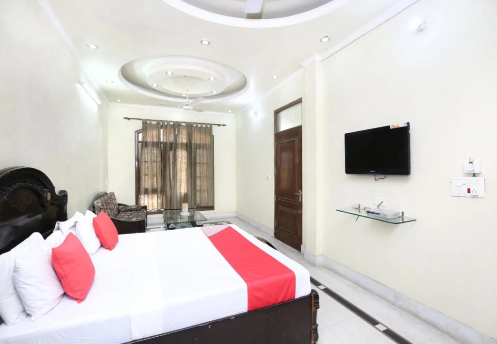 Hotel Dhingra Residency