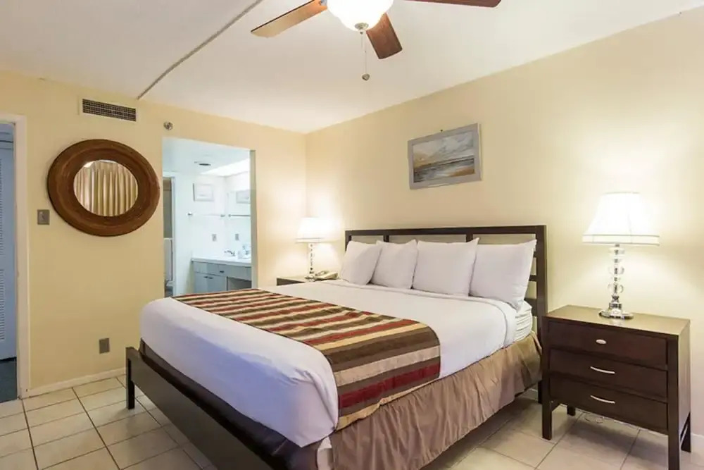 Saida Royale Condominium 9068-69