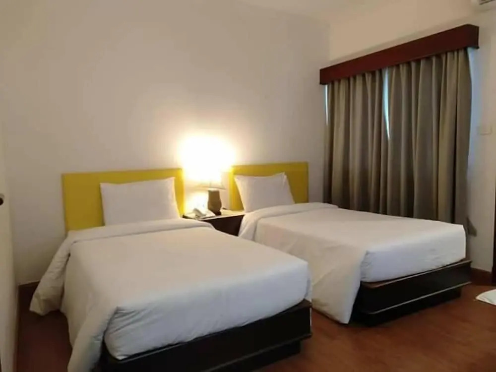 Mayflower Grand Hotel Korat