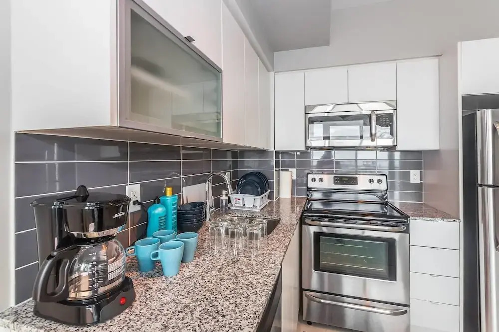 Lakeview Luxury Oasis, Downtown Aqua Studio