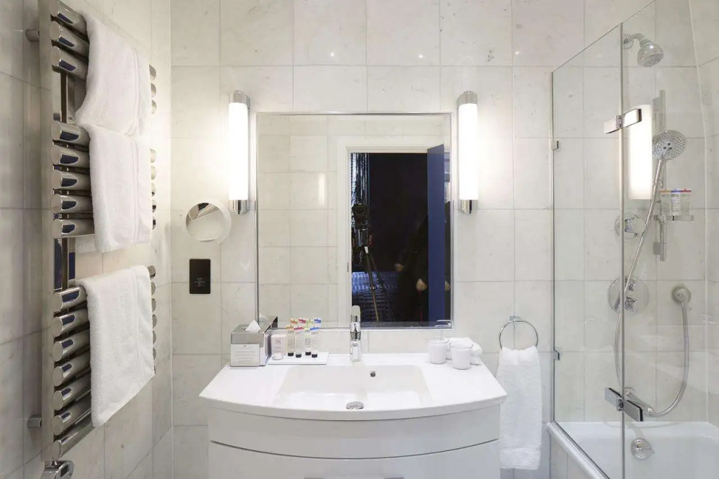 The Mandeville Hotel