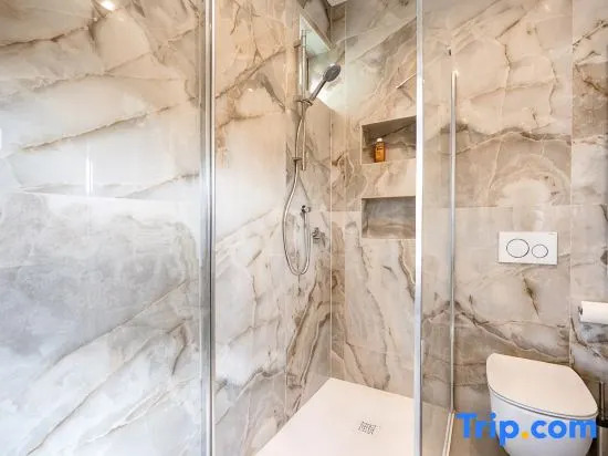 Skyline Mirjana - Terrace Loft Apartment