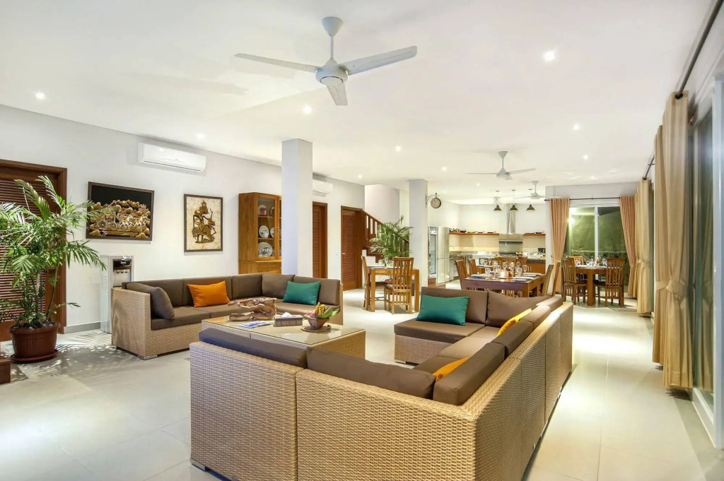 Villa Yenian by Villa Finder