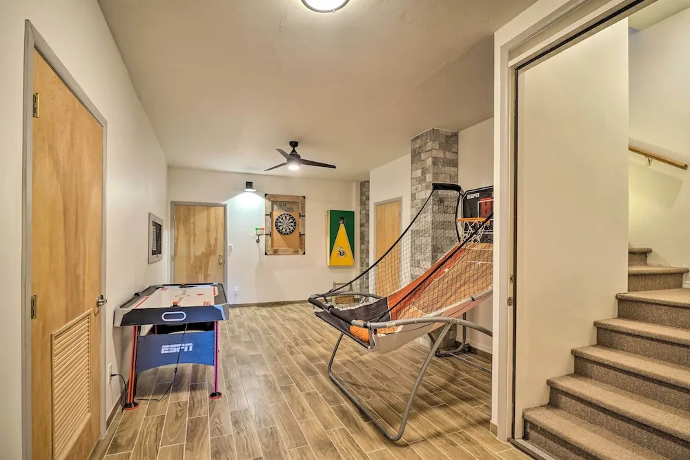 Mtn-view Gem w/ Fire Pit & Deck in Payson