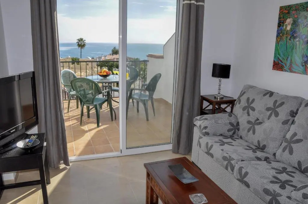 Nerja Paradise Rentals - Apt Chimenea C2d