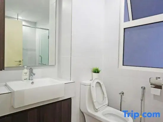 4pax King Bed 2BR Encorp Marina