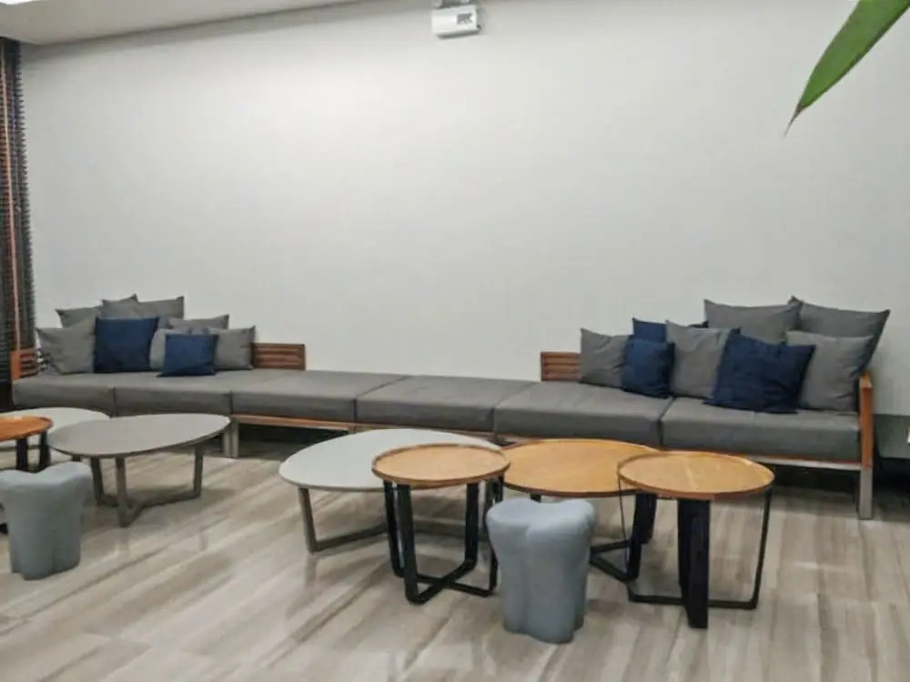 Luxury Large One Bedroom Seaview Serviced Apartment at Wongamat, Pattaya