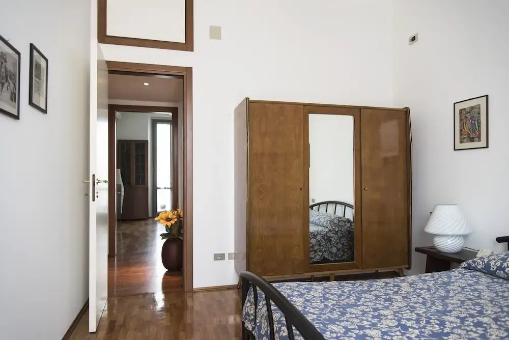 Bright & Cozy Flat near Navigli, Iulm, Tortona