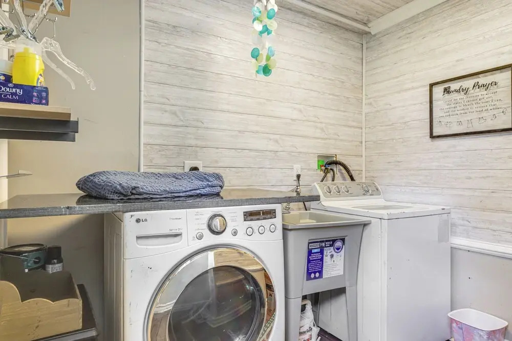 Walkable Apt in York St Historic District
