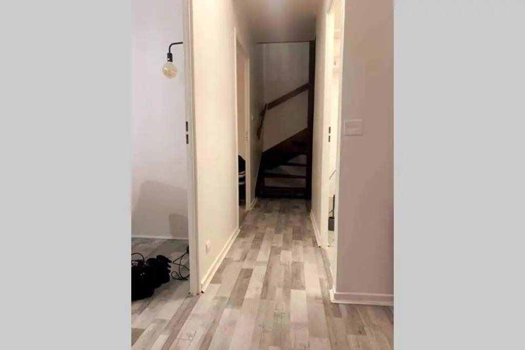 Appart 6 à 8 personnes proche centre parking gratuit