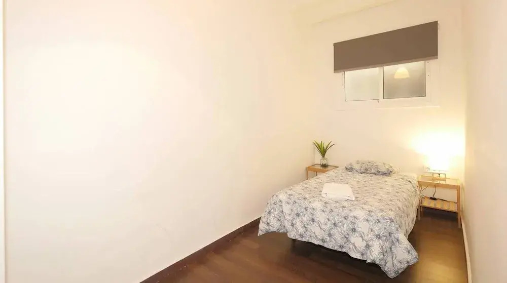 Interior Apt Center 42 El Born