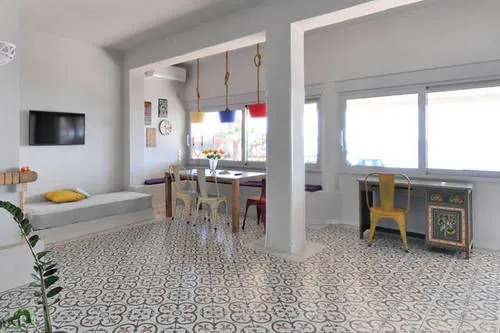 Beachfront Apartment Downtown