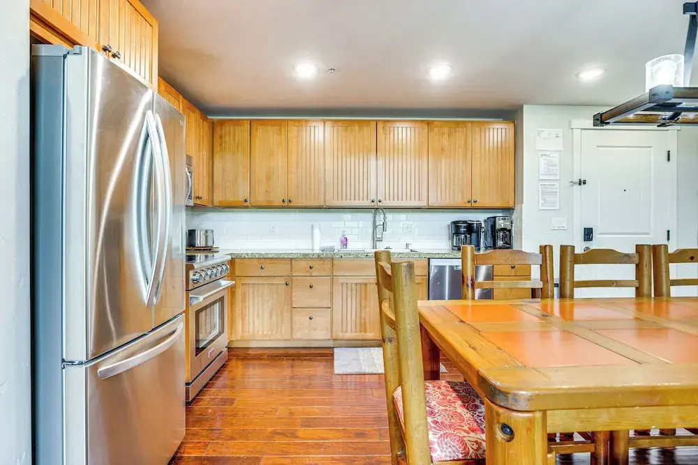 Ski-in/ski-out Granby Penthouse w/ Mountain Views!