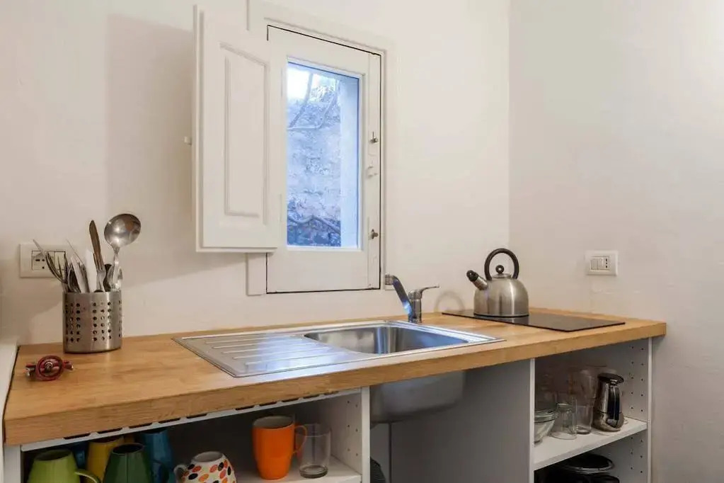 KleoSuites