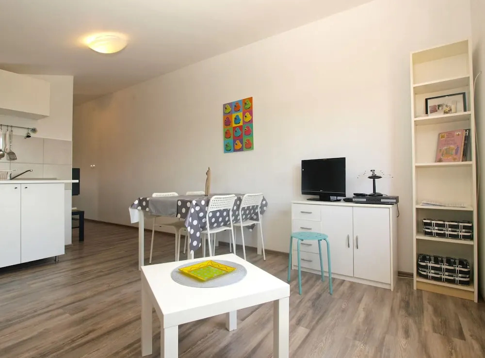 Apartment 1429