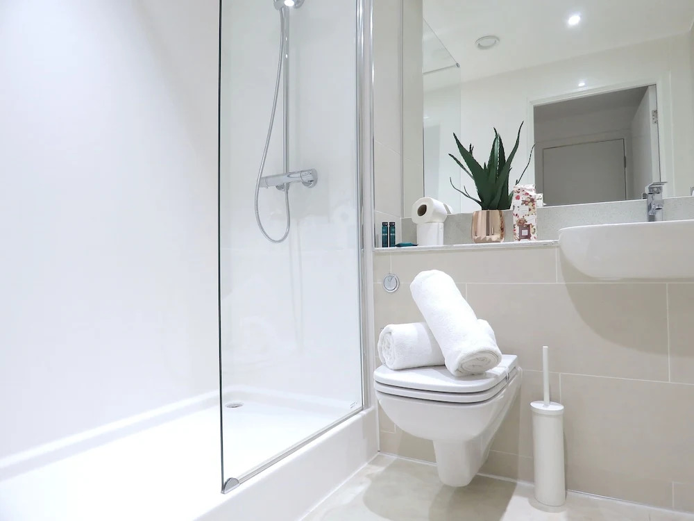 Tudors eSuite Grand Central Aparthotel
