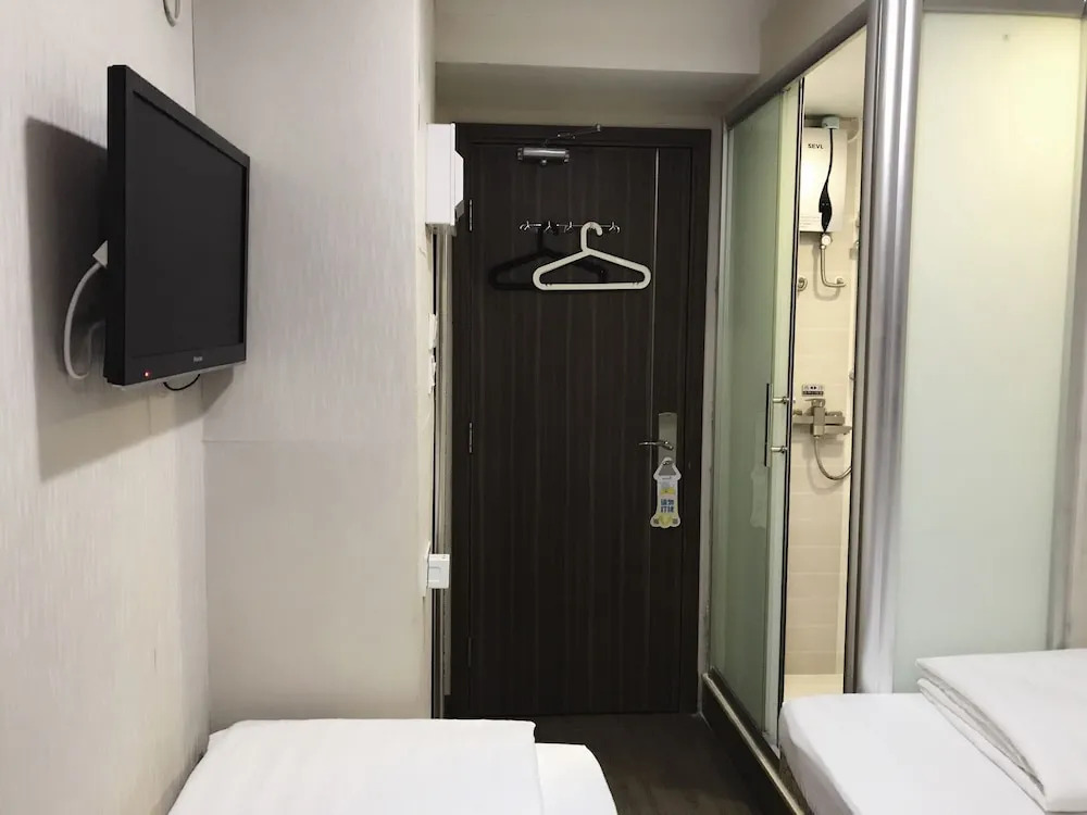 AA Inn