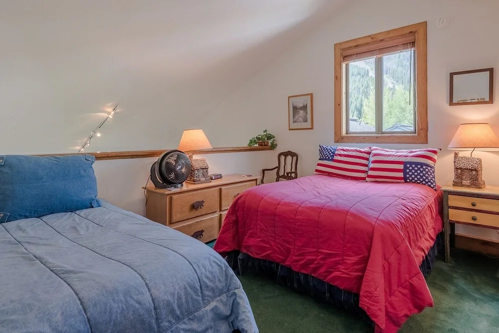 Greyhawk 10 - 2 Br Condo
