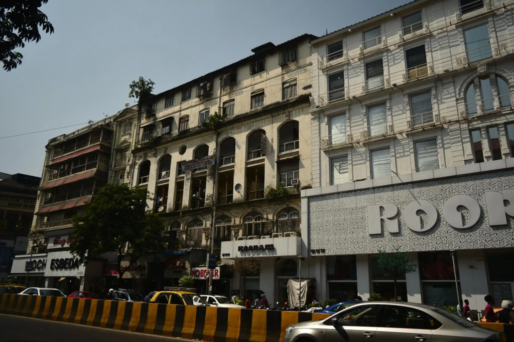 Hostel Vasantashram CST Mumbai, Free Wifi with 1940s Retro vibe
