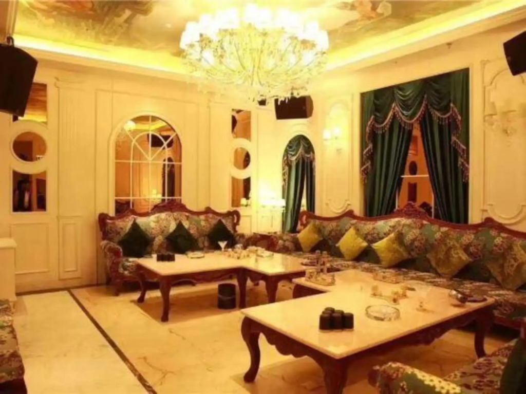 Houde Hotel