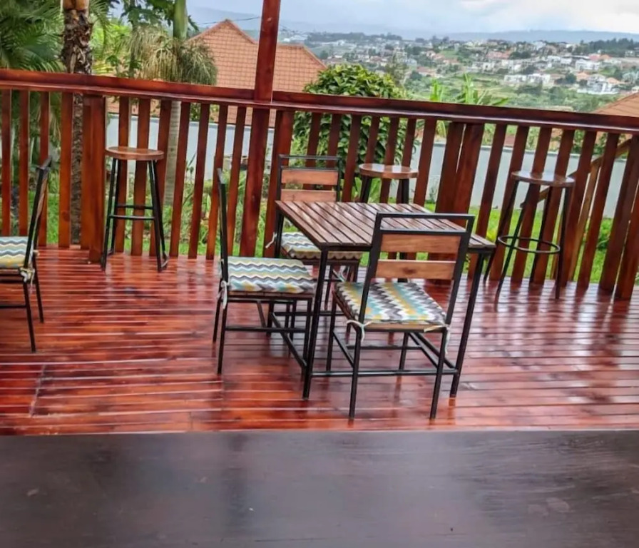 La Cafecito Bistro and accommodation