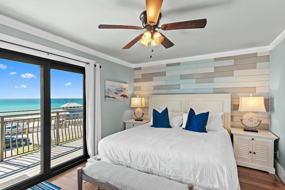 Costa Vista Townhouse #13