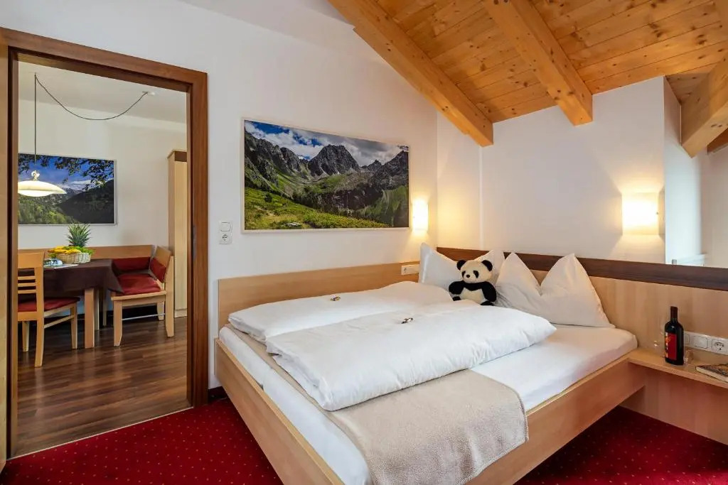 Apart-Hotel Aurora Fiss