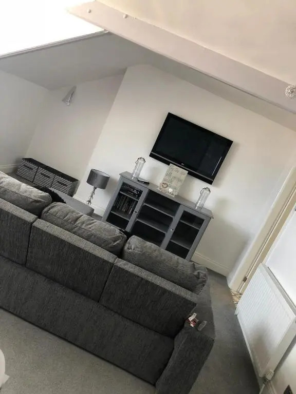 Bay View Apartment