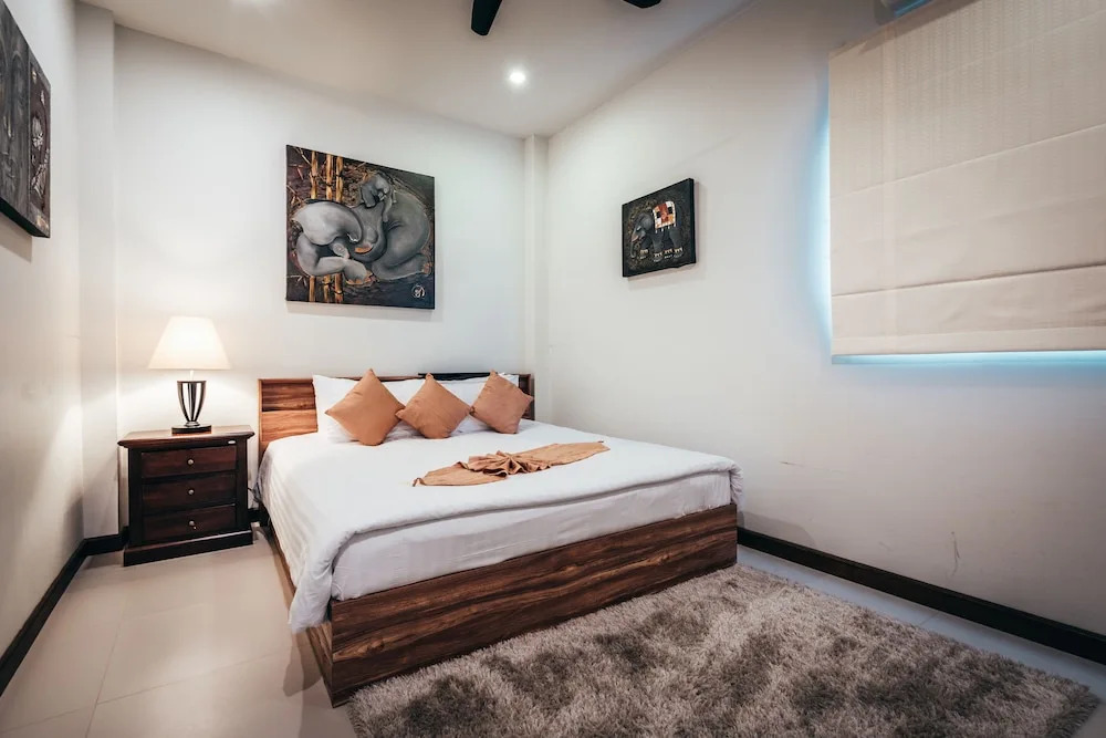 Luxury Villa Onyx Nai Harn Beach