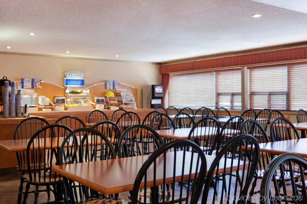Holiday Inn Express Hotel & Suites Saint John Harbour Side by IHG