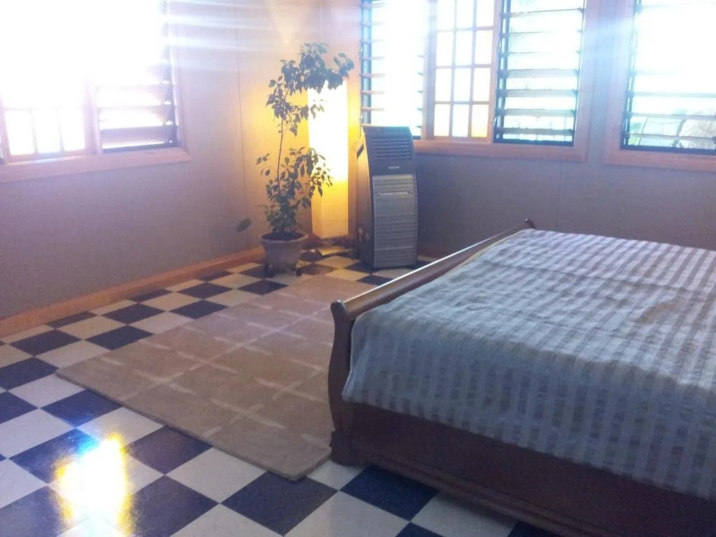 Outback deli B&B