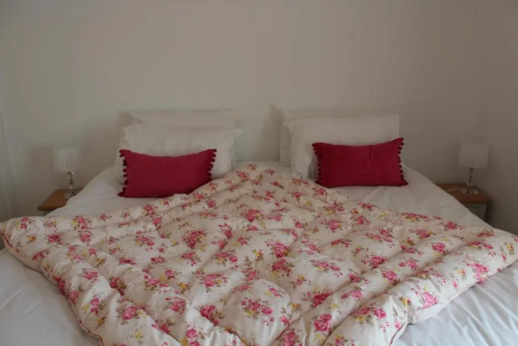 Deal Cottage 5 minutes walk to the beach & Town centre