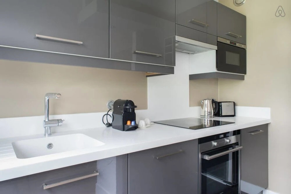 Renovated Flat 2 Minutes From the Champs-élysées