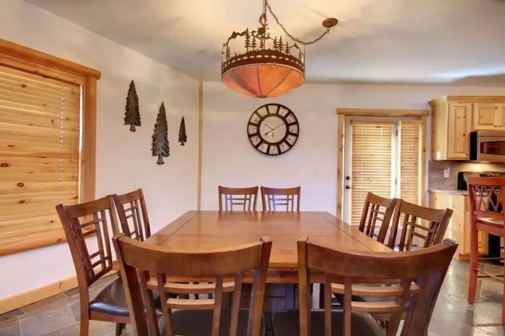 Starlight Retreat by Avantstay Gorgeous Log Style Home w Incredible Views