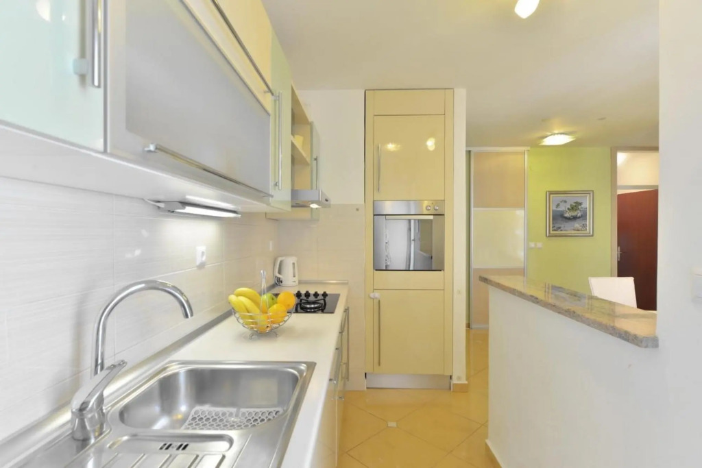 Sama - Modern & Comfortable - A1