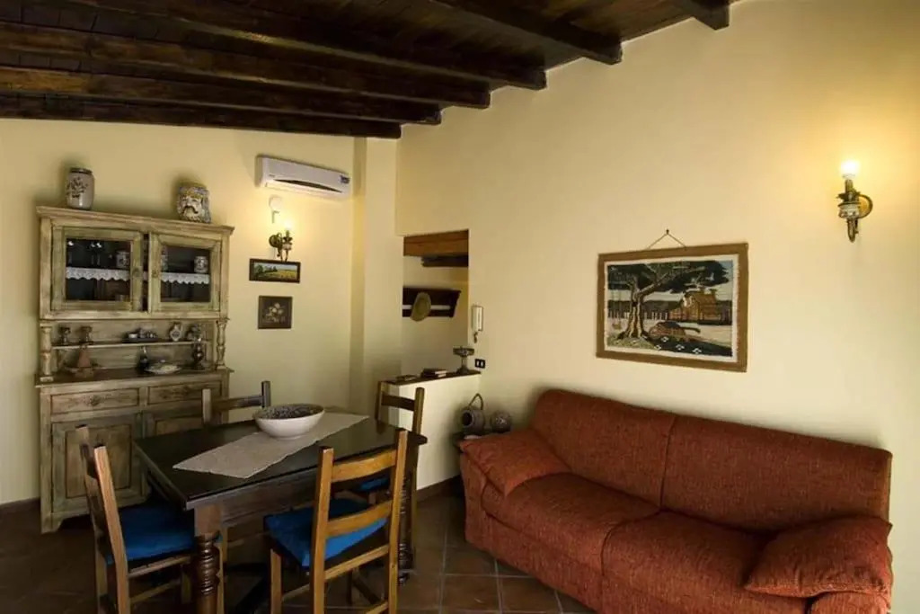 Villa Ivoni 1