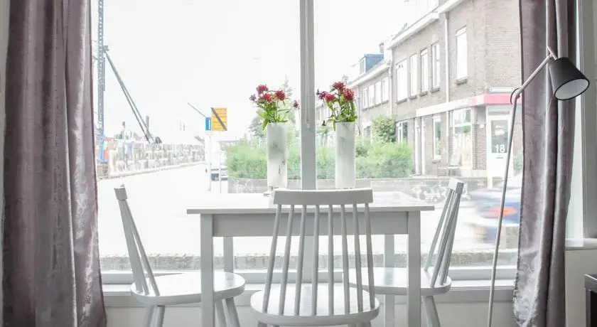 Van Dijk Apartments