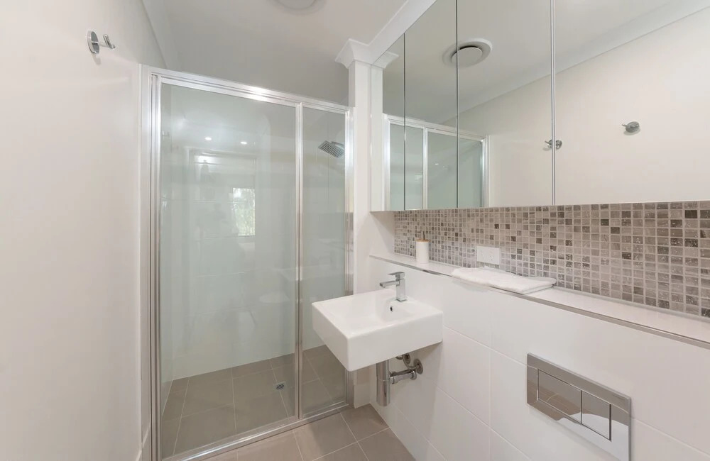 Lakeview Apartment Suite 19