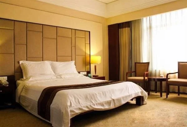 Guangzhou New Phoenix Hotel